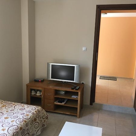 Guest House Nadezhda Хисаря Екстер'єр фото