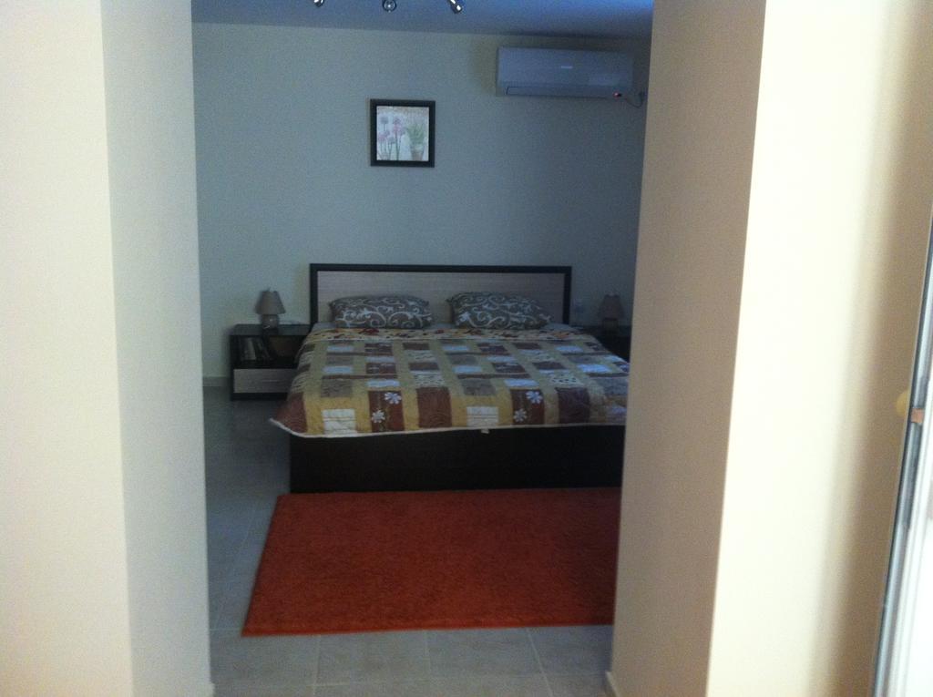 Guest House Nadezhda Хисаря Номер фото
