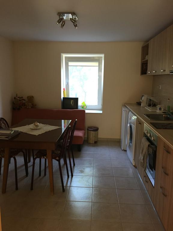 Guest House Nadezhda Хисаря Екстер'єр фото